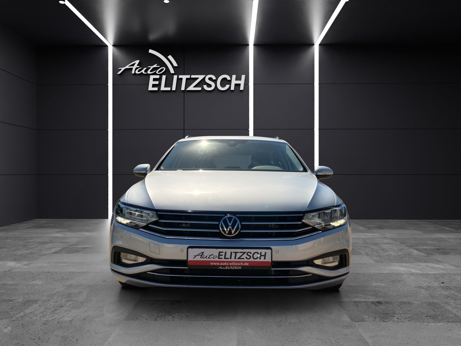 Fahrzeugabbildung Volkswagen Passat Variant TDI Business DSG LED Navi ACC RFK