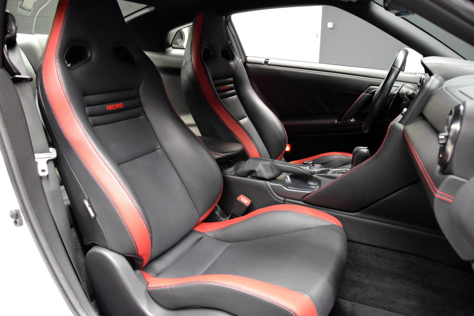 Fahrzeugabbildung Nissan GT-R Black Edition Originalzustand, 2.Hand Dt.Fa