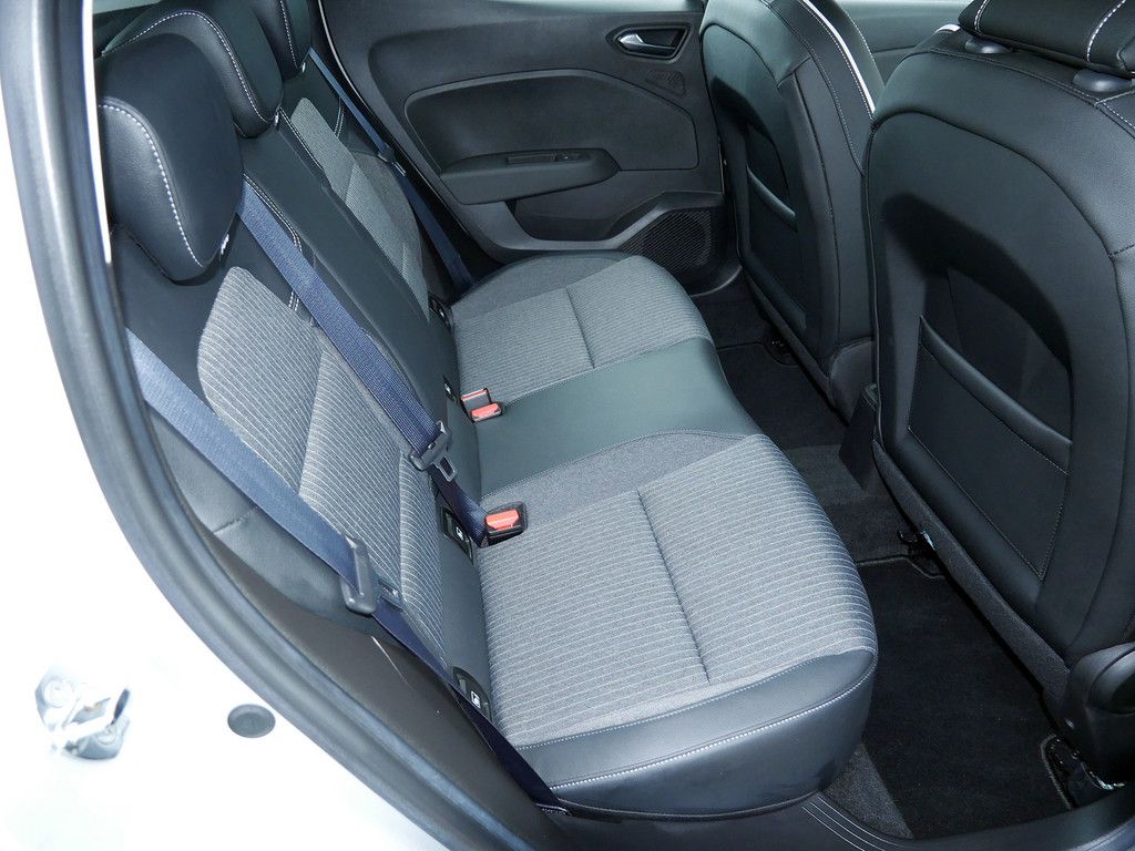 Fahrzeugabbildung Renault Clio Intens TCe 90 KLIMA KEYLESS PDC KAMERA LED