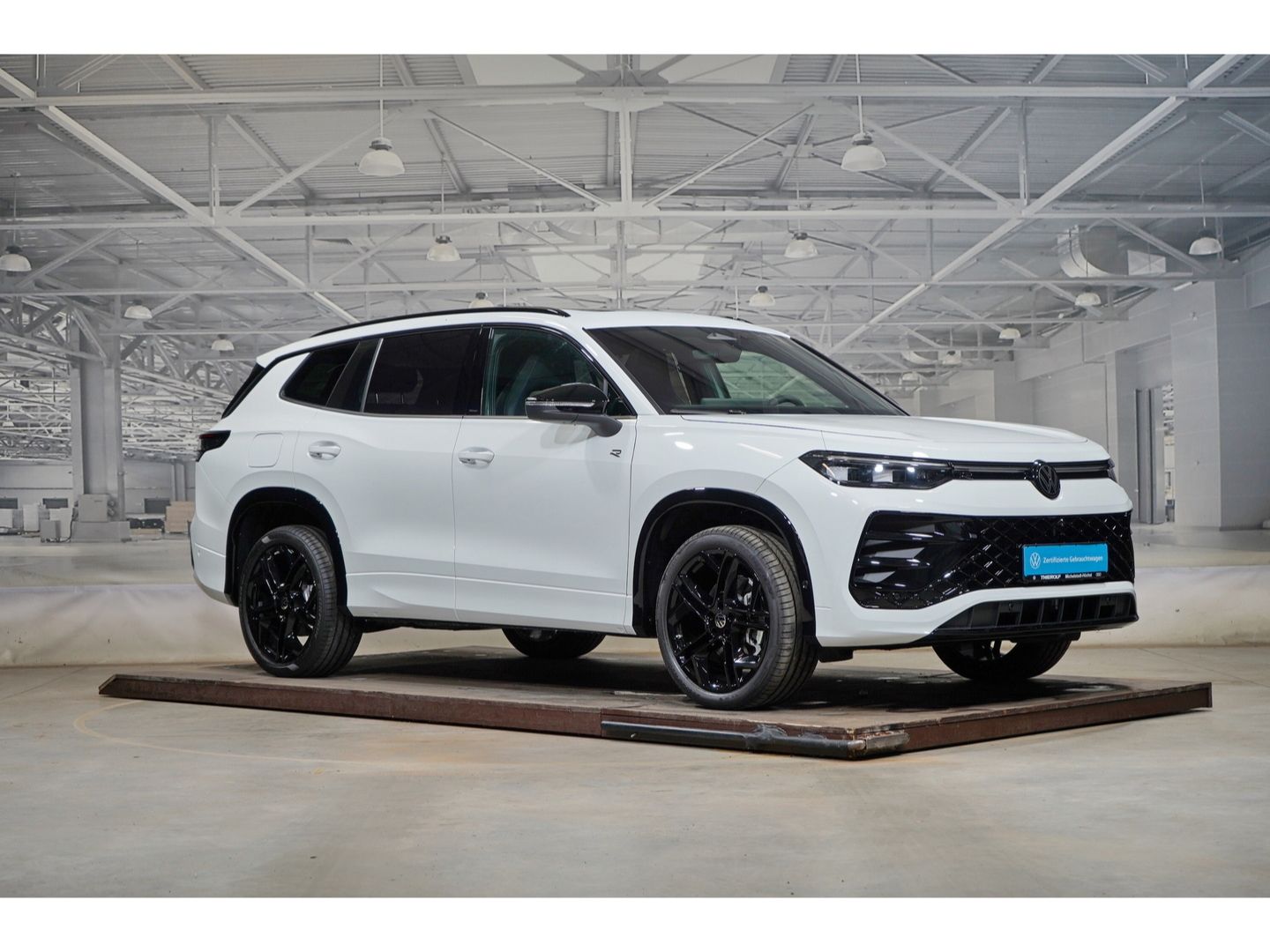 Volkswagen Tayron R-Line 1.5 eHybrid AHK Kamera Pano ACC foto 4