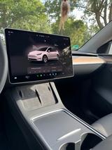 Tesla  Model Y LR Dual Motor AWD | Top gepflegt | MwSt - Tesla Model Y in Köln