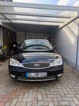 Ford Mondeo - Ford Mondeo aus 2004 mit Diesel-Antrieb