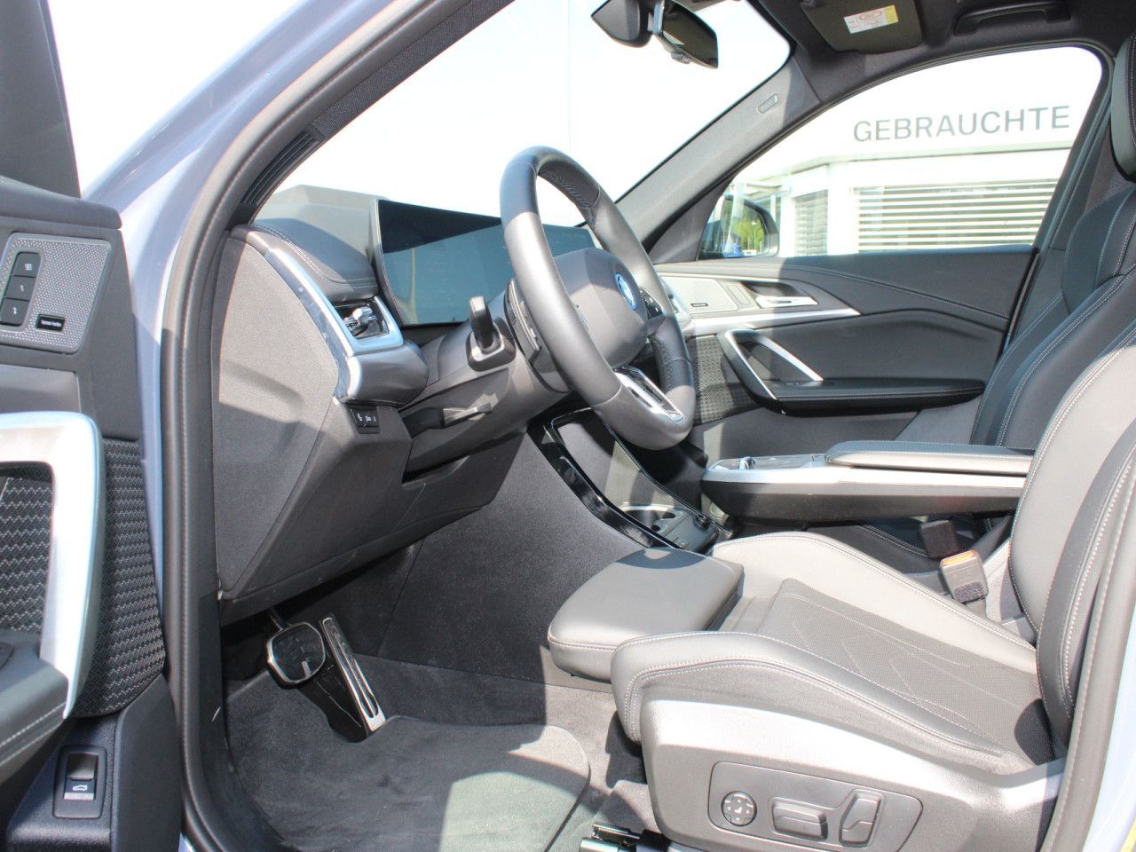 BMW X1 x30e M Sport HUD ACC SuView.AktivS+Massage19" foto 8