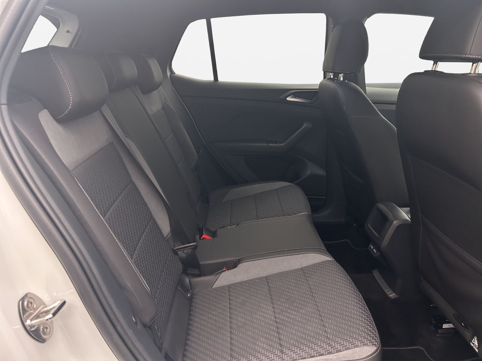 Volkswagen T-Cross - Bild 15