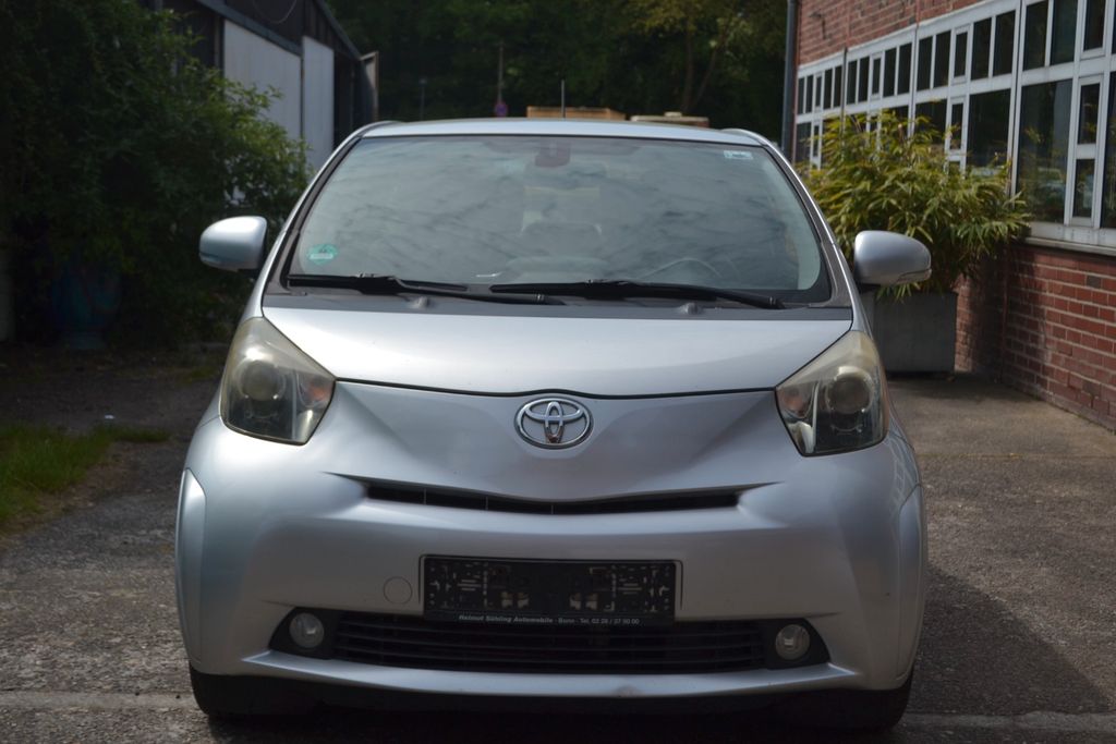 Toyota IQ