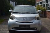 Toyota IQ + 1,33L72kw-2HD-Klimaauto-Alu-Euro4 - Toyota IQ Gebrauchtwagen in Köln