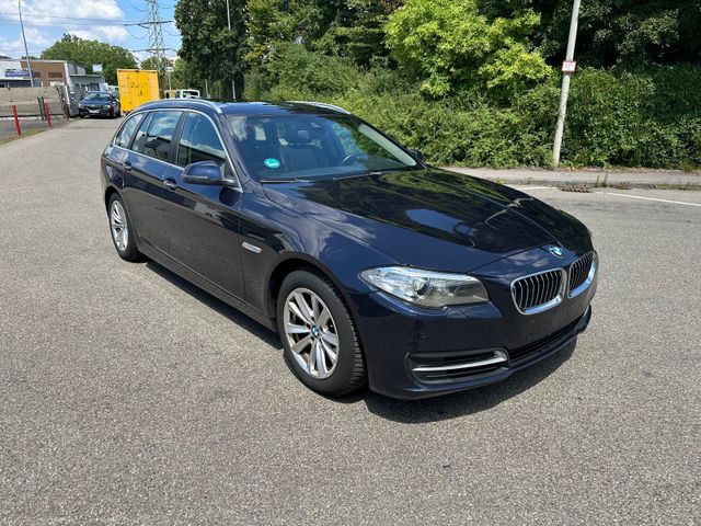 BMW 530d Touring A,Panorama,Leder,Xnon,AHK,Euro6