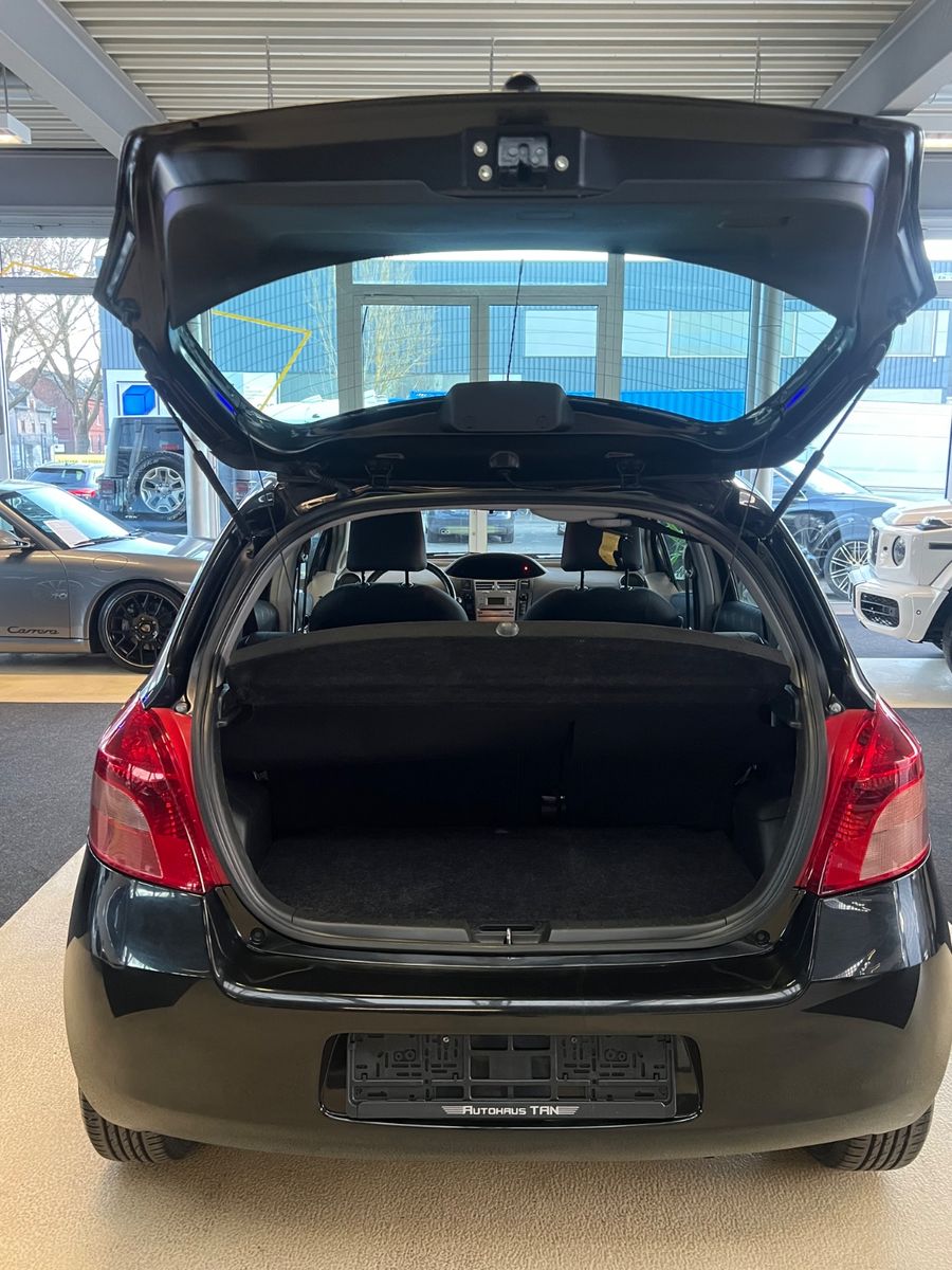 Fahrzeugabbildung Toyota Yaris Sol * TÜV/AU NEU *