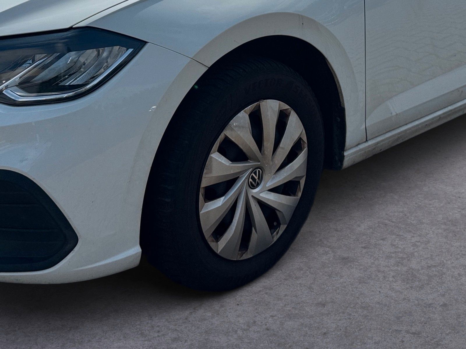 Fahrzeugabbildung Volkswagen Polo VI Life 1.0 TSI