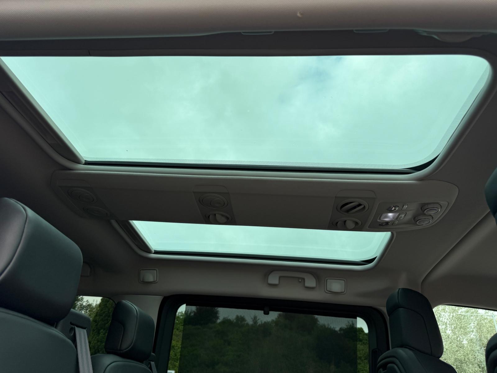 Toyota Proace Verso L1 Executive Standheizung AHK HUD