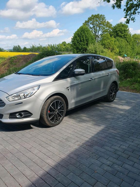 Image of Ford C-Max