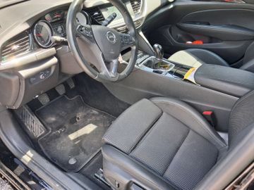 Opel Insignia - 10