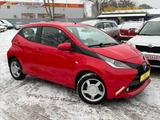 Toyota AYGO X-Play*1.HD*7254KM*Klima*TOP - Toyota in Berlin: Aygo