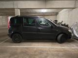 Skoda Roomster 1.4 16V Style Style - Skoda Roomster mit Benzin-Antrieb: Kleinbus, 1.4