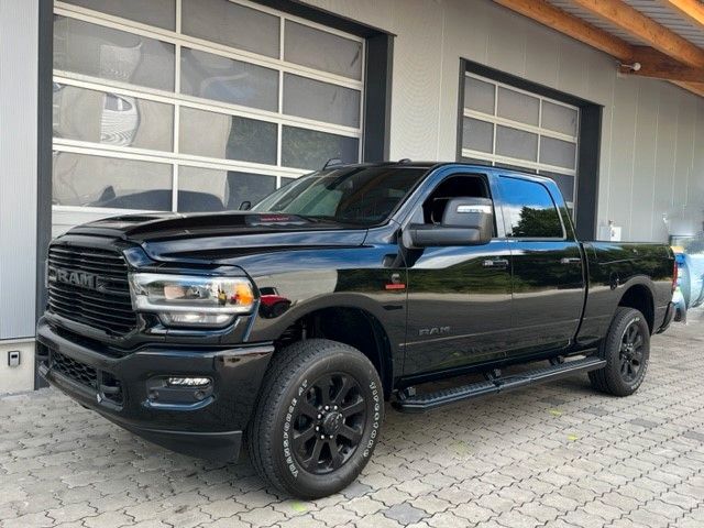 Dodge RAM 3500 Crew Cab Laramie Night 6.7l HO MX24