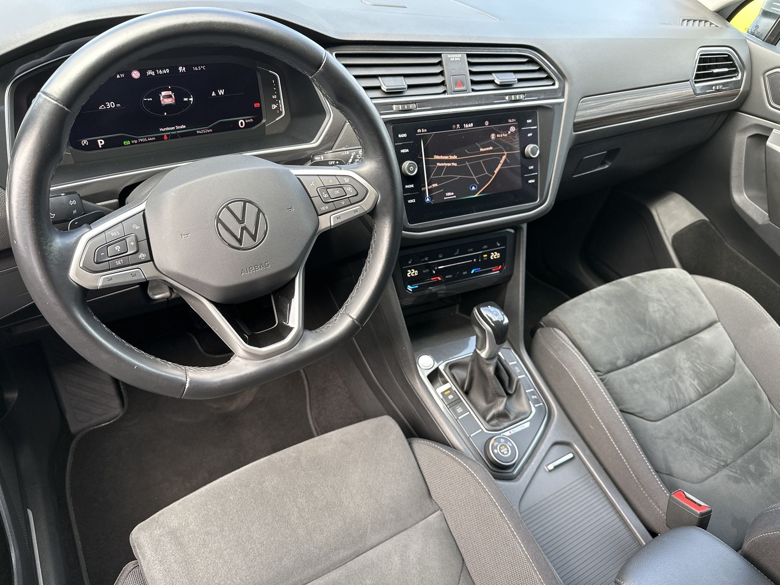 Fahrzeugabbildung Volkswagen Tiguan Allspace 4M Elegance 7-Sitzer NAV+IQLIGHT