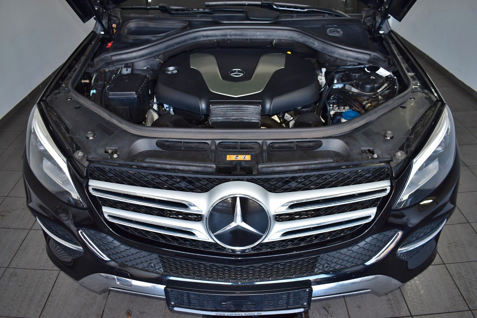 Fahrzeugabbildung Mercedes-Benz GLE 350d 4M Leder,Navi,LED,Standhz,SH,H&K,360°