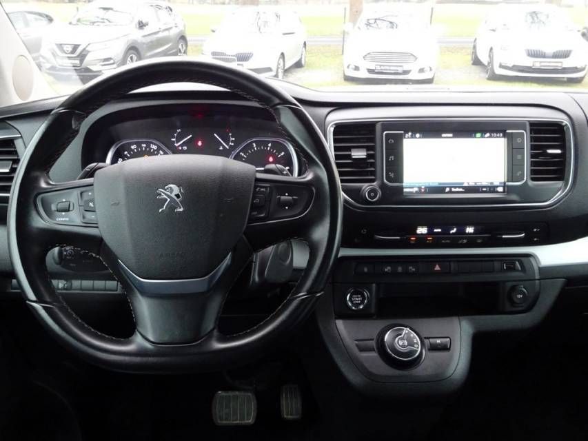 Fahrzeugabbildung Peugeot Expert Traveller 2.0 HDi L2 Business VIP+HeadUp+