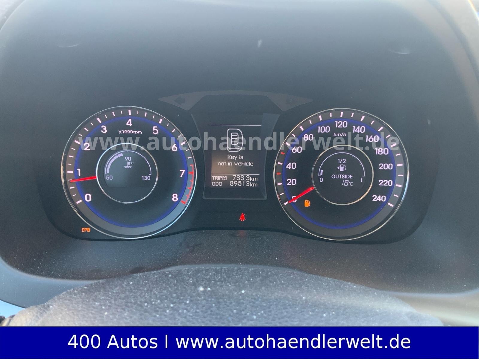 Hyundai i40 2012 — photo 10