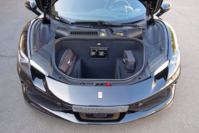 Ferrari 296 GTB*DaytonaRacingSeat,Lift,JBL,Carbon,Alkant