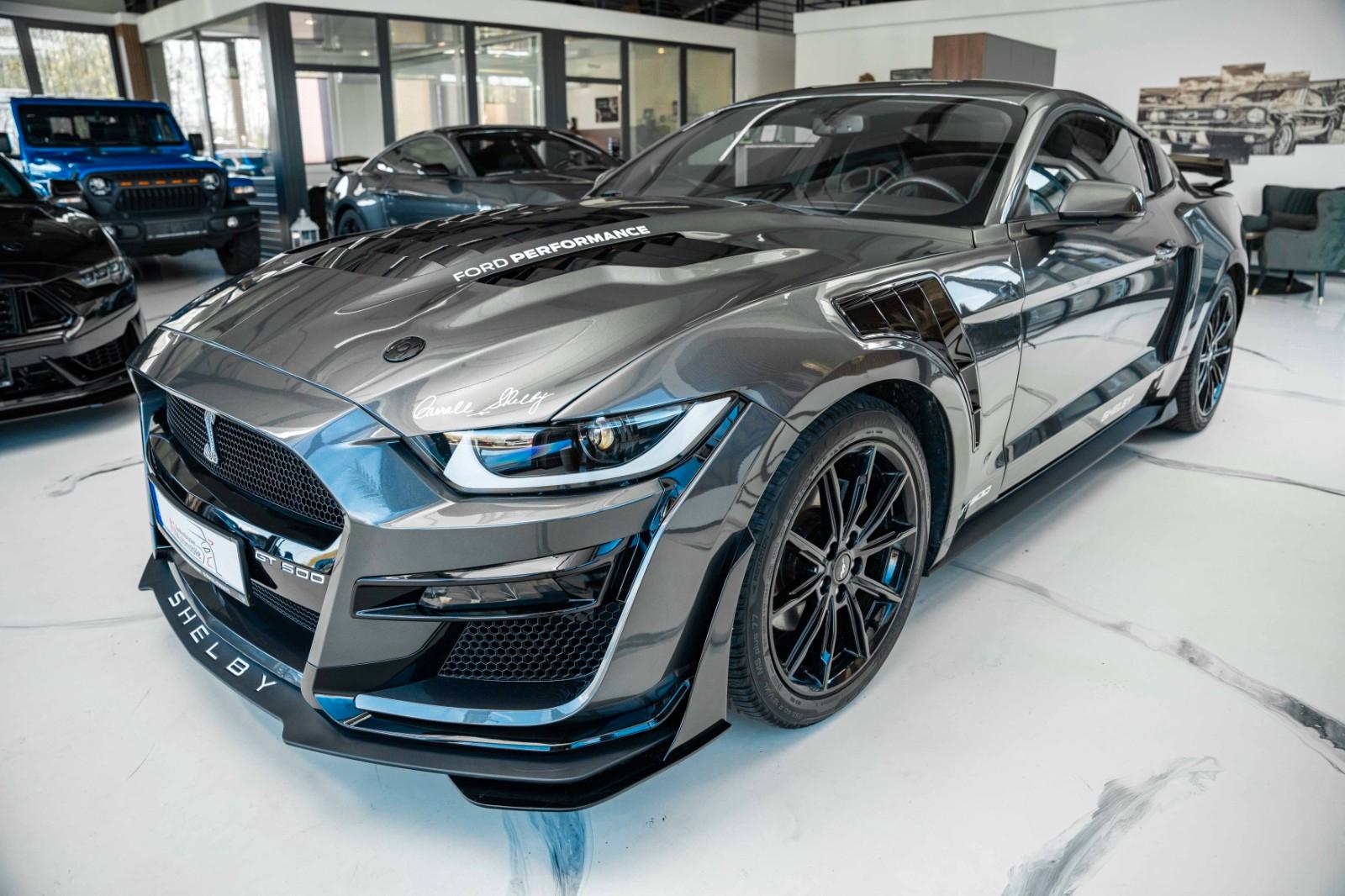 Ford Mustang 3,7 V6 GT 500 SHELBY RECARO TOP