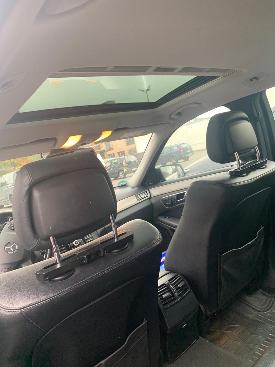 Mercedes-Benz 350 2010 — photo 9