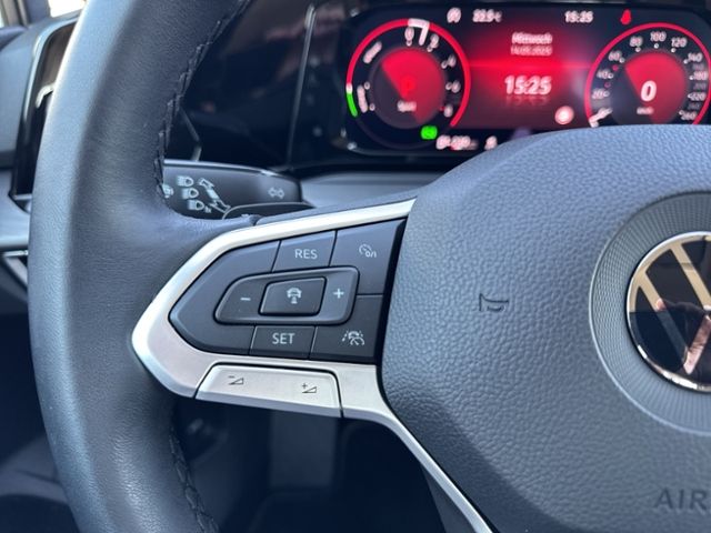 Golf VIII STYLE 1.4 TSI e-HYBRID DSG REAR VIEW K