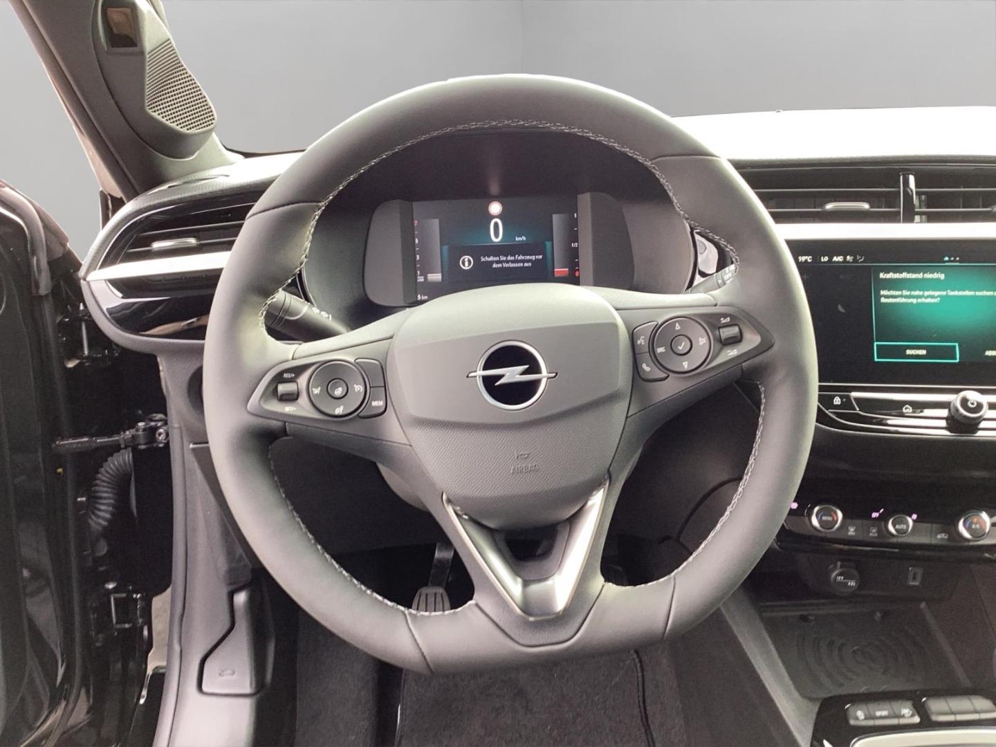 Opel Corsa GS I-LUX+NAVI+R-KAM+SHZ+LRH+TWA+KEYLESS+AL