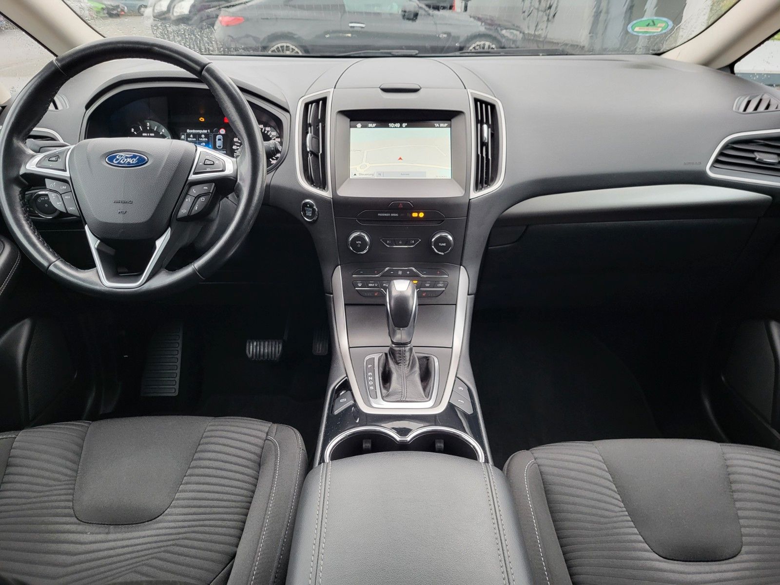 Fahrzeugabbildung Ford S-Max S-MAX Business Autom., Standheizung
