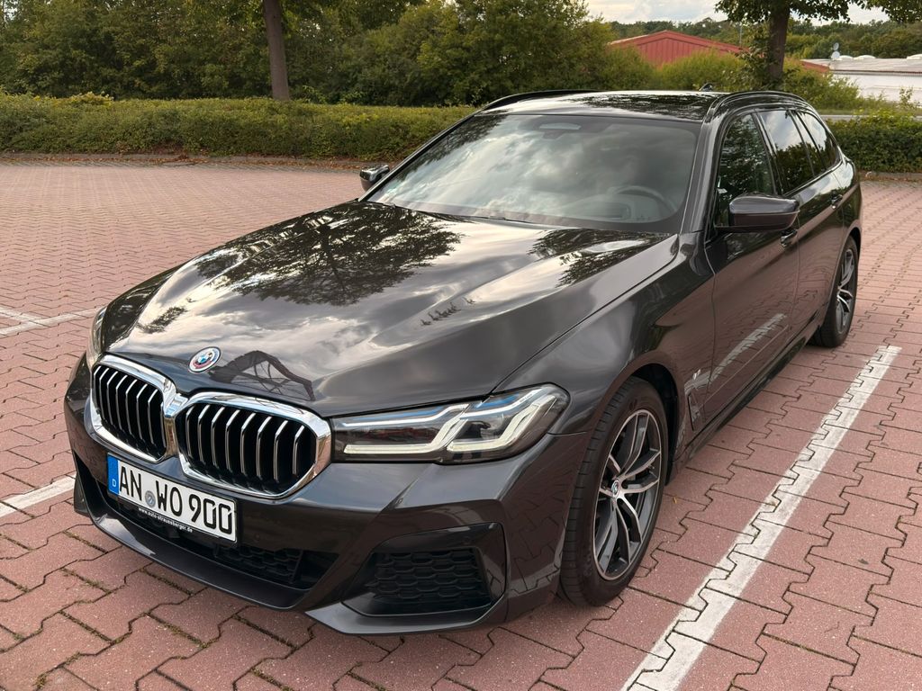 Image of BMW 530