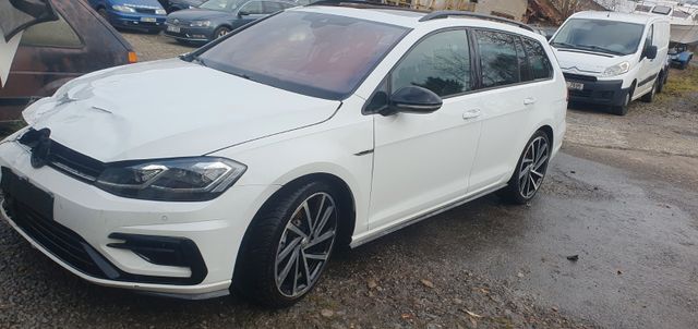 Volkswagen Golf 2.0 TSI DSG 4MOTION R Variant R