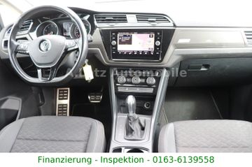 Volkswagen Touran - 11