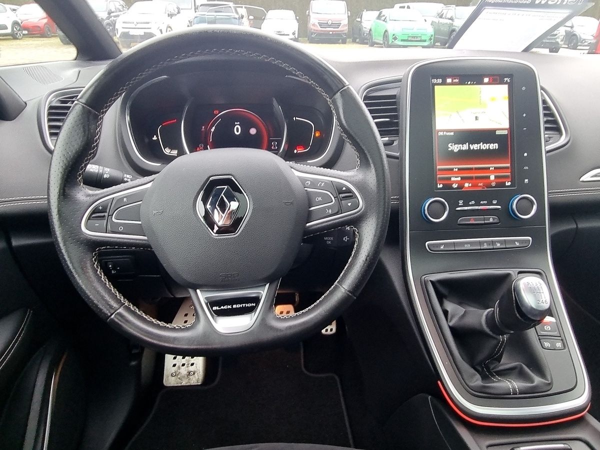 Fahrzeugabbildung Renault Scenic Black Edition TCe 160 GPF