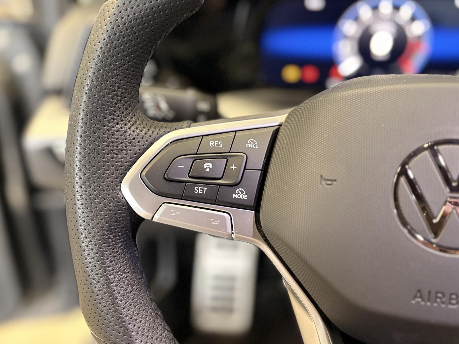 Volkswagen Golf 1.5TSI R-Line Kamera ACC AppConnect, миниатюра 9