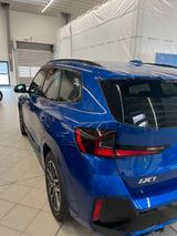 BMW iX1 xDrive30 -MSport Head-Up PanDach SHZ LHZ LED - BMW iX1 von privat