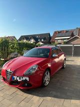 Alfa Romeo Giulietta 1.4 Benzin - TÜV bis ... - Alfa Romeo Giulietta in Düsseldorf