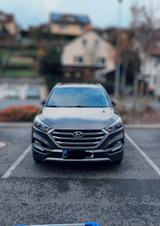Hyundai TUCSON - Hyundai TUCSON von privat
