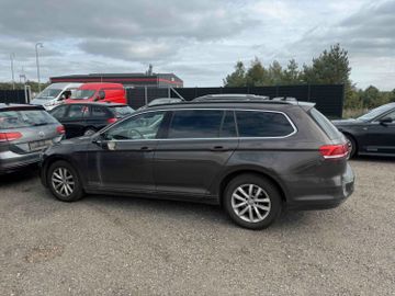 Volkswagen Passat Variant - 5