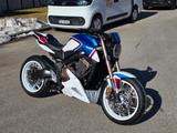 Honda CB 650 R in Cool viele Neuteile - HONDA CB 650