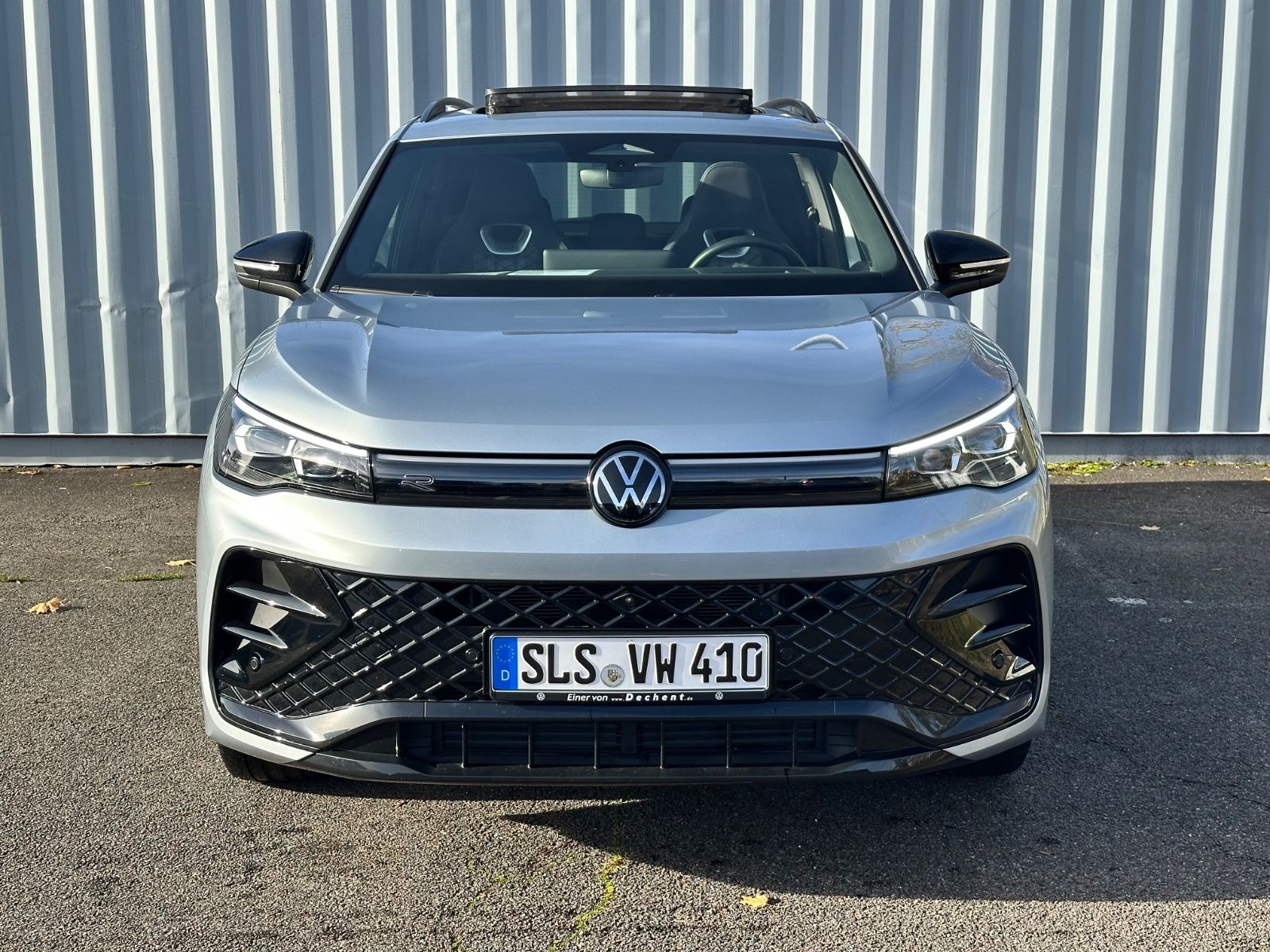 Fahrzeugabbildung Volkswagen Tiguan 1.5 eTSI R-Line*Panorama-Dach*AHK*SHZ*LHZ