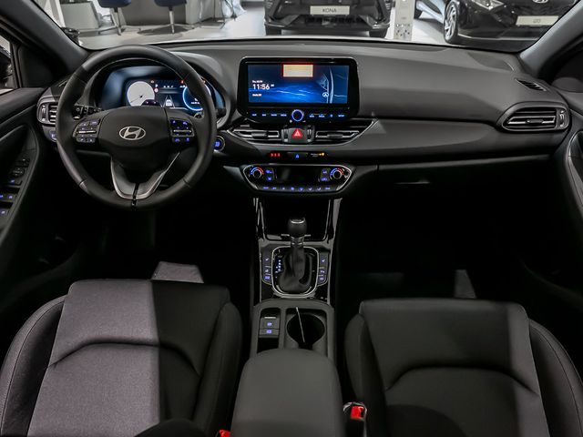 Hyundai i30 cw 1.6 Trend Navi Spurhalteassistent Kamera