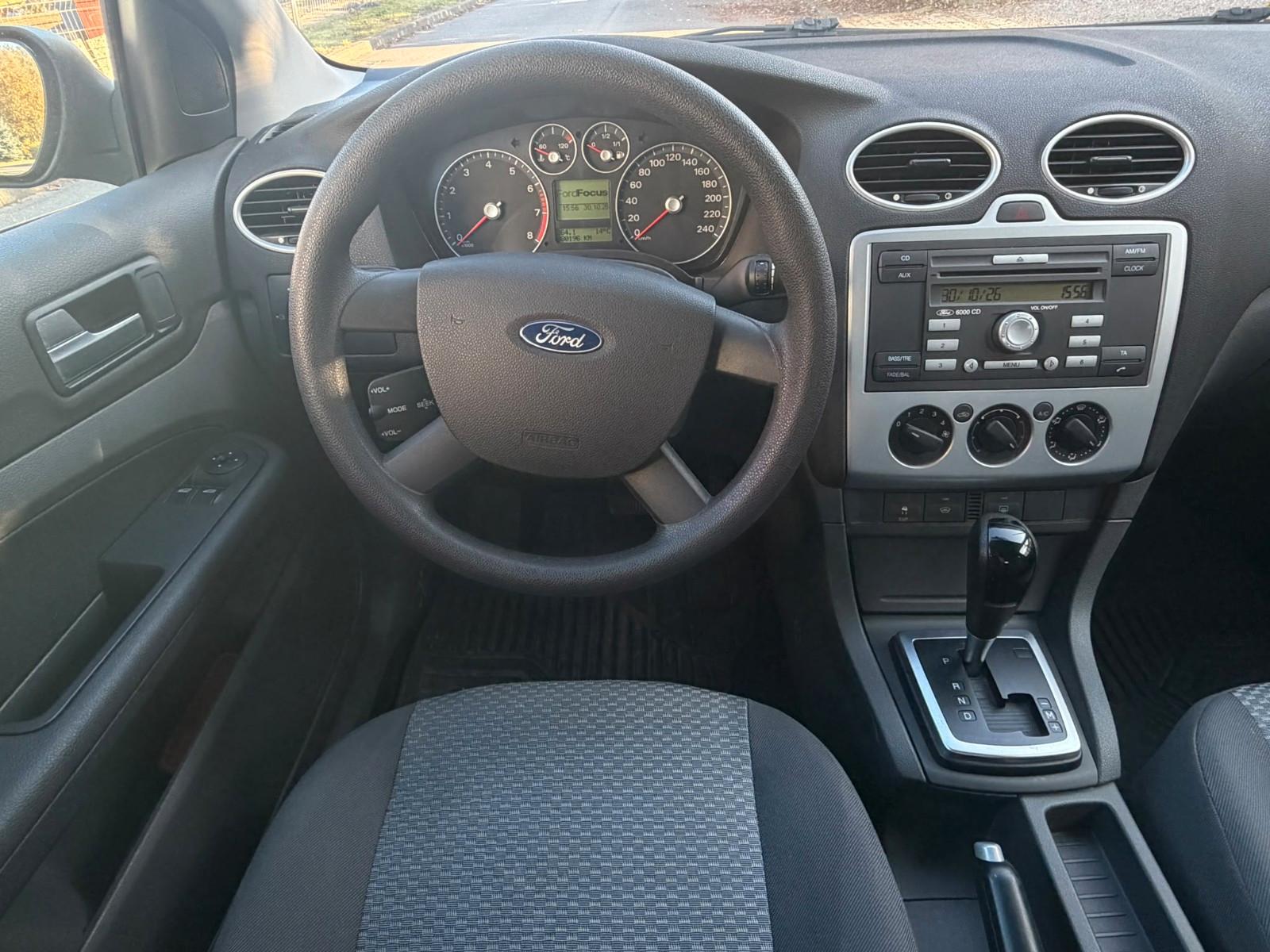 Ford Focus 2006 — photo 12