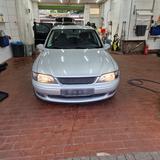 Opel Vectra 1.6 Automatik - gebrauchte Opel Vectra aus dem Jahr 1999