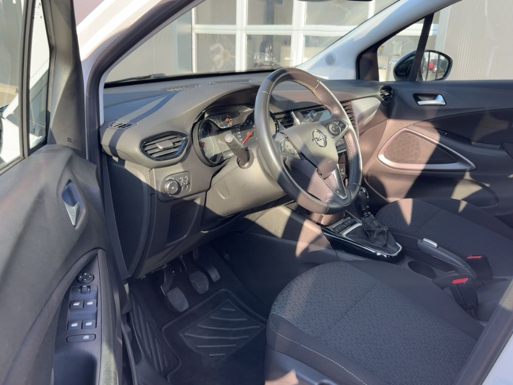 Fahrzeugabbildung Opel Crossland Rückfahrkamera, SHZ, LHZ,