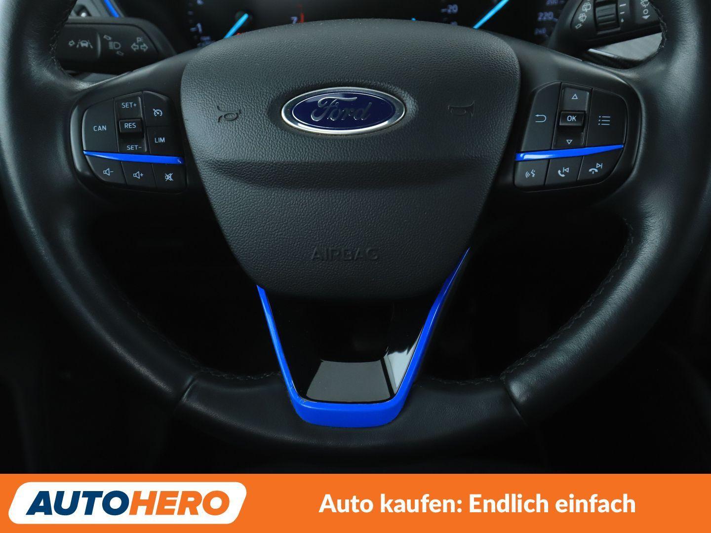 Ford Focus 1.5 EcoBoost Active*NAVI*LED*TEMPO*CAM*AHK