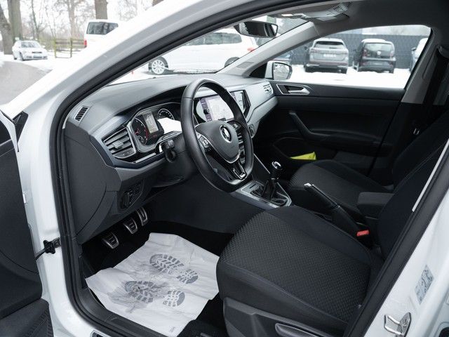 Polo United Navi Winter- + Sitzkomfort-Paket