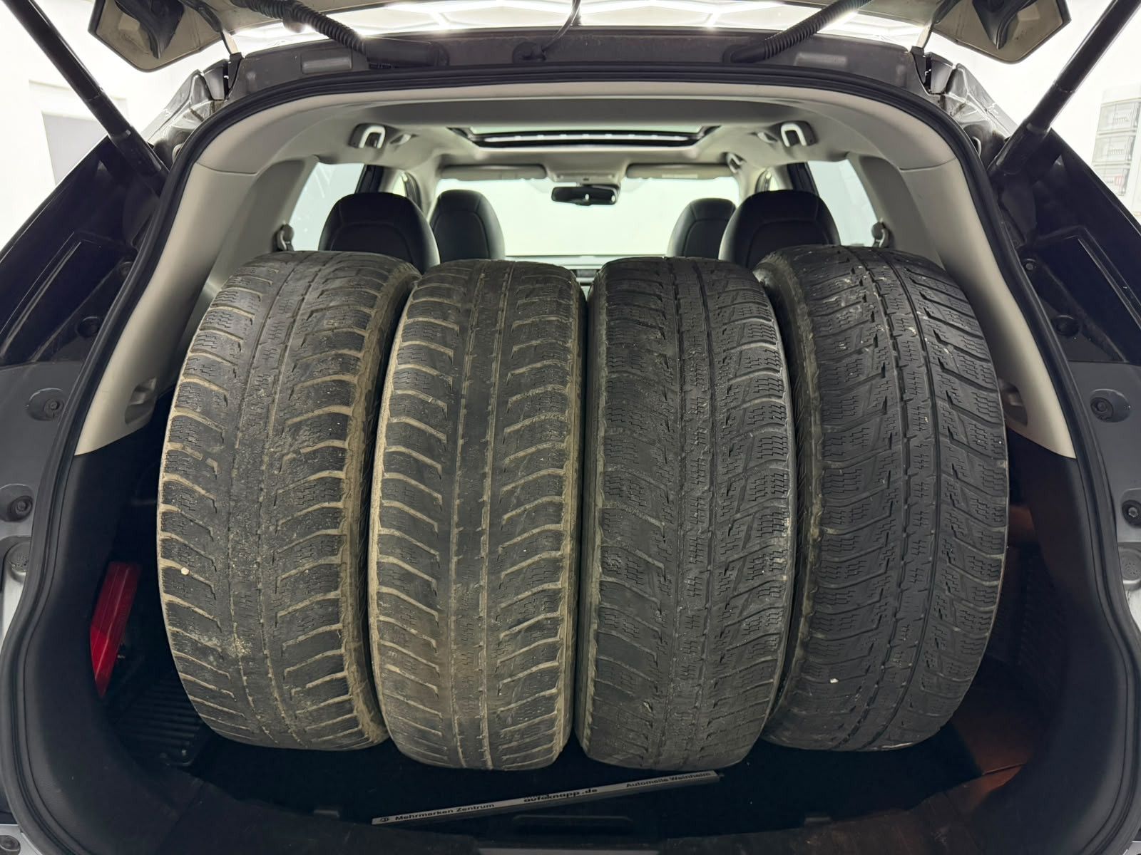 Fahrzeugabbildung Nissan X-Trail dCi Aut./AHK/PANO/LEDER/360*/SCHECKHEFT