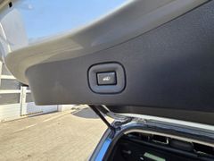 Fahrzeugabbildung Koleos Initiale Paris 4x4 2.0 BLUE dCi 185 FAP V