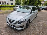 Mercedes-Benz B 220 d 4MATIC DCT Urban COMAND Online  - Mercedes-Benz B 220 von privat