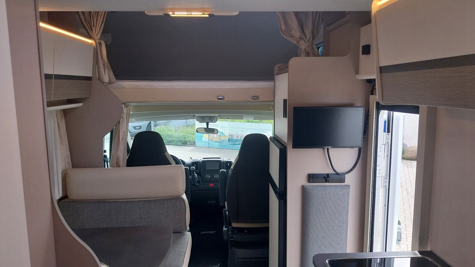 Fahrzeugabbildung XGO Dynamic 27 aus 1.Hand